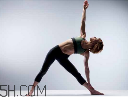 瑜伽大约练多长时间可以瘦腿,瑜伽哪个动作瘦腿最快