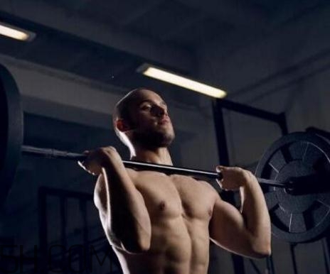 卧推怎么沉肩,练肩需要沉肩吗