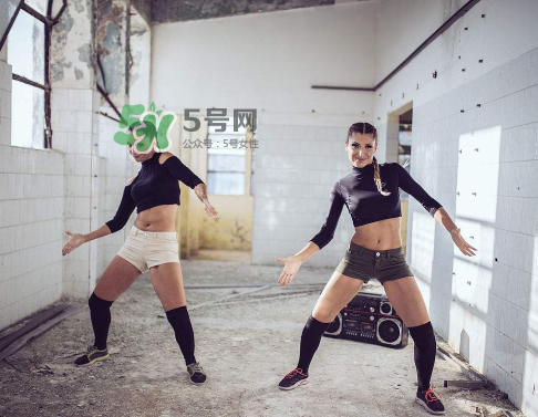 尊巴舞一步一步教你,尊巴舞是什么舞种 尊巴舞一步一步教你,尊巴舞是什么舞种