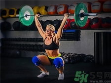 女性练胸肌会丰胸吗,女生练胸肌有什么好处