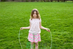 跳绳跳到肚子疼是怎么回事,跳绳的时候肚子疼是怎么回事