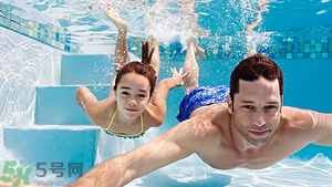 游泳不带泳镜可以吗?,游泳不带泳镜可以游吗