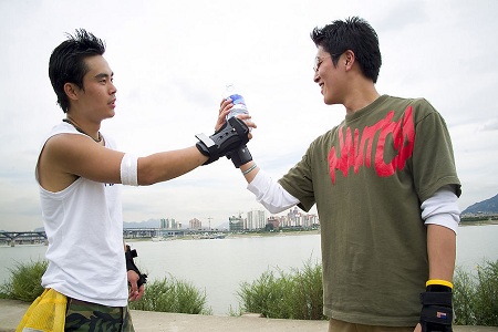 男生运动完应该喝什么,运动后吃啥