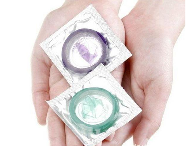 杰士邦真假避孕套一招辨别,杜蕾斯真假避孕套一招辨别