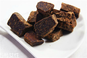 黑糖为什么比红糖贵那么多,黑糖贵还是红糖贵