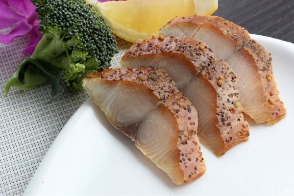 马鲛鱼孕妇可以吃吗,孕初期可以吃马鲛鱼吗