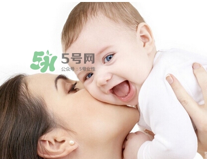 五个月宝宝睡眠规律,5个月婴儿睡眠