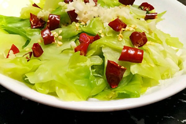 如何炒包菜又软又入味窍门,怎样炒包菜好吃一又脆