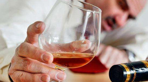 喝酒了不能吃什么,喝酒不可以吃什么