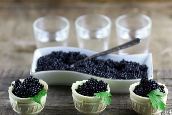 鱼子酱价格多少钱一斤呢(鱼子酱一般多少钱一斤)