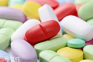 小儿阿莫西林可以空腹吃吗,吃阿司匹林吃什么护胃药好