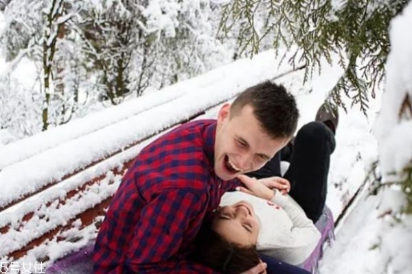 夫妻如何相处感情才好,夫妻怎样做感情才会好 夫妻如何相处感情才好,夫妻怎样做感情才会好