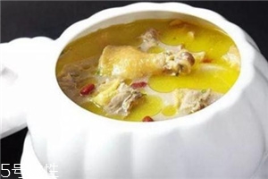 什么人不适合喝鸡汤,什么人不能喝鸡汤