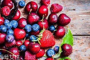 车厘子可以和蓝莓一起吃吗?,车厘子能和蓝莓一起吃吗