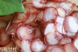 新鲜的鹿鞭好还是晾干的好,鹿鞭新鲜的好,还是风干的好