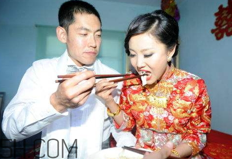 男人说吃女人饺子是什么意思,男人对女人说吃饺子什么意思 男人说吃女人饺子是什么意思,男人对女人说吃饺子什么意思