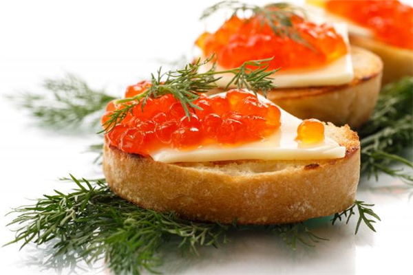 俄罗斯鱼子酱的吃法,俄罗斯鱼子酱介绍 俄罗斯鱼子酱的吃法,俄罗斯鱼子酱介绍