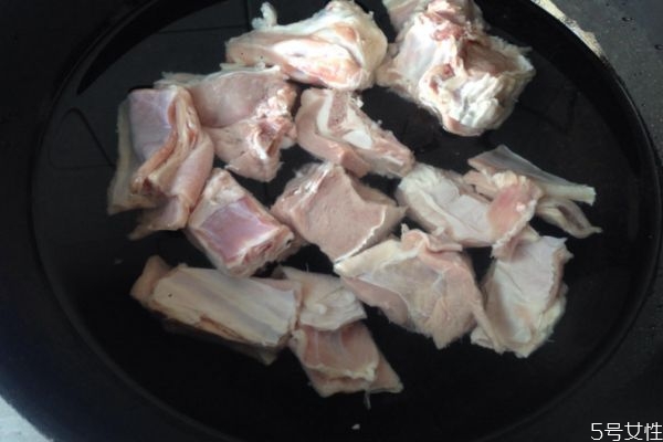 请问羊排怎么做好吃,羊排怎么做好吃