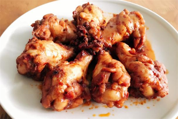 鸡腿不能和什么一起吃吗,鸡腿怎么吃才好吃