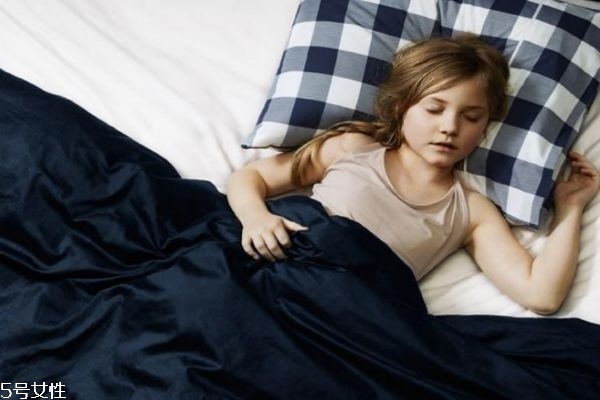 睡觉紧张焦虑症,睡觉前感觉焦虑,紧张是什么情况 睡觉紧张焦虑症,睡觉前感觉焦虑,紧张是什么情况