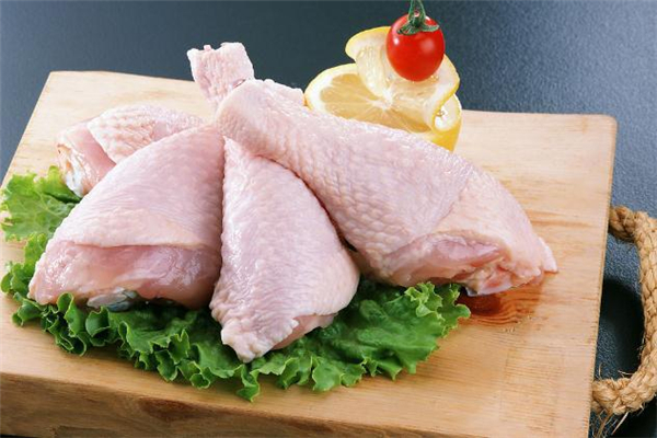 怎样去除鸡肉的腥味,鸡腿怎么去腥味最简单 怎样去除鸡肉的腥味,鸡腿怎么去腥味最简单