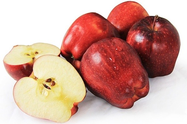 蛇果跟苹果哪个热量高,蛇果热量低还是普通苹果热量低