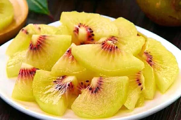 猴桃红心的好还是黄心的好,红心猕猴桃和黄心猕猴桃哪个好吃 猴桃红心的好还是黄心的好,红心猕猴桃和黄心猕猴桃哪个好吃