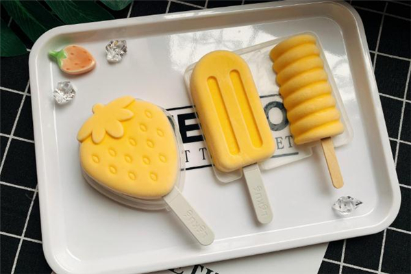 雪糕和冰淇淋有什么区别?,雪糕和冰淇淋一样吗 雪糕和冰淇淋有什么区别?,雪糕和冰淇淋一样吗