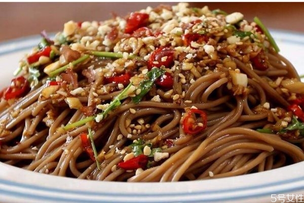 荞麦面的营养价值,荞麦面的营养 荞麦面的营养价值,荞麦面的营养