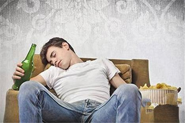 脂肪肝会传染吗?这个病严重吗,脂肪肝会不会传染给家人