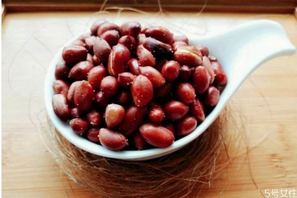 花生米能吃胖吗?,油炸花生米的热量高吗