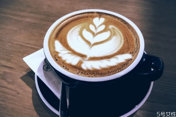 冰咖啡和热咖啡的区别,热咖啡和冷咖啡的区别