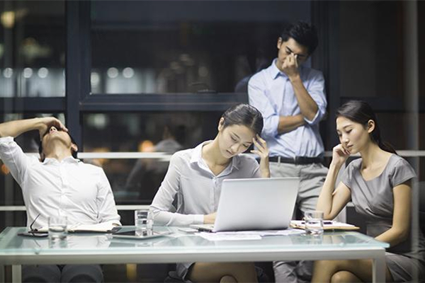 为什么会春困秋乏,为什么会春困秋乏夏打盹