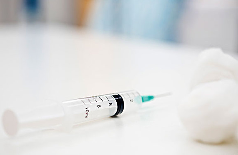 打了新冠疫苗不舒服怎么办,打新冠疫苗有不良反应怎么办