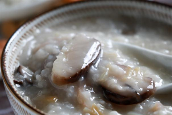 海鲜粥怎么做不腥窍门,海鲜粥怎么做不腥