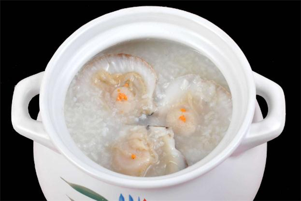 海鲜粥是发物吗,海鲜是发物么 海鲜粥是发物吗,海鲜是发物么