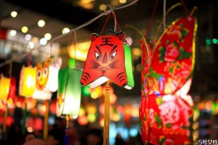 元宵节灯谜小学生一年级,元宵节灯谜小学生简单 元宵节灯谜小学生一年级,元宵节灯谜小学生简单