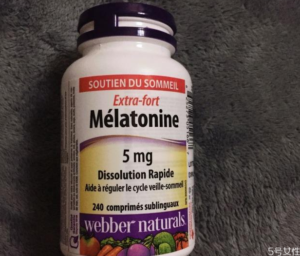 失眠可以吃褪黑色素吗,褪黑素可以治疗失眠吗
