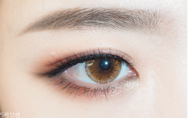 冬日妆容的几种画法,秋天的妆容彩妆