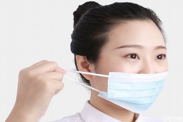 口罩中间熔喷布怎么辨别,怎样分辨口罩熔喷布真假