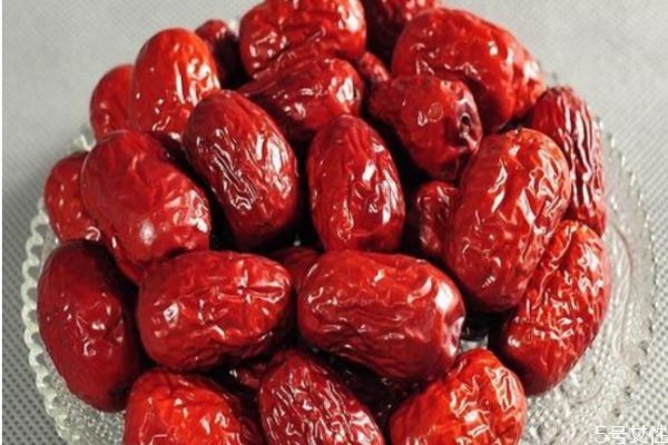 流产能吃红枣吗,怀孕初期可以吃红枣吗?