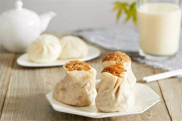 烧麦用热水还是冷水蒸,蒸烧麦开水还是冷水蒸,蒸多长时间