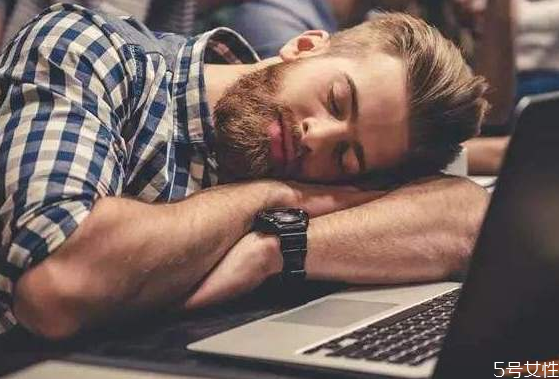 办公室午睡床,办公室午睡的正确姿势