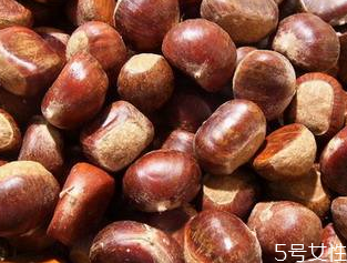 板栗里的虫子可以吃吗,板栗长虫还可以吃吗 板栗里的虫子可以吃吗,板栗长虫还可以吃吗