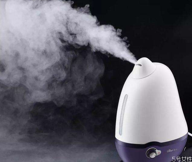 加湿器放床头还是床尾好,加湿器放在床尾有用吗