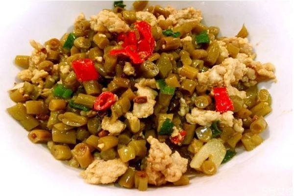 孕妇可以吃酸豆角吗早期,孕妇可以吃酸豆角吗?