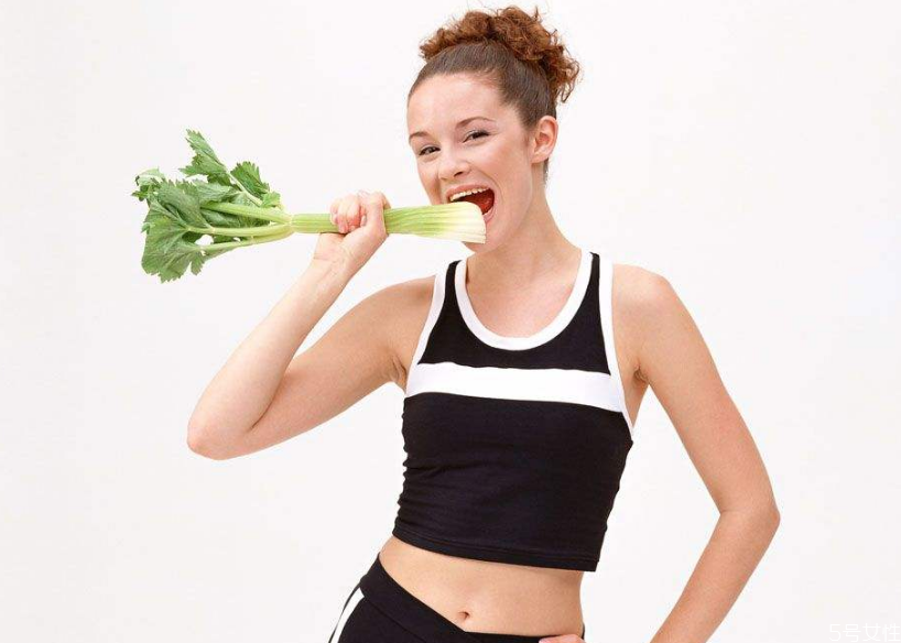 姨妈期间节食会更容易瘦吗,大姨妈节食会瘦吗