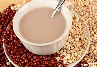 来月经可以喝红豆薏米粉吗,来姨妈期间可以吃红豆薏米粉吗 来月经可以喝红豆薏米粉吗,来姨妈期间可以吃红豆薏米粉吗