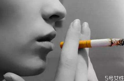 抽烟会使牙齿变黄吗,抽多少烟牙齿会变黄