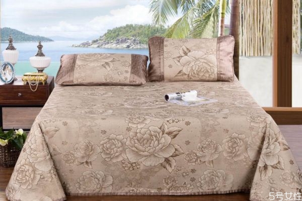 空调凉席可以放洗衣机洗吗,凉席可以放洗衣机洗吗